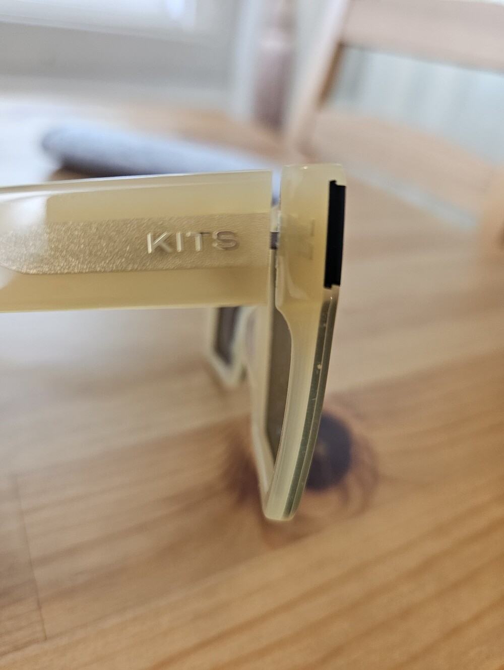 KITS Maddox Sunglasses - Picture 4 of 6